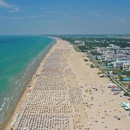 Flat With Terrace In A Great Spot - Beahost Daire Bibione